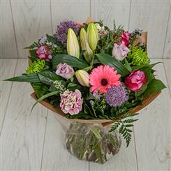 Splendour Handtied Bouquet