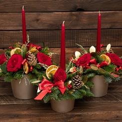 Red Candle Table Arrangement 