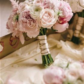 fwthumbJessica-Peter-32-(ZF-1300-18994-1-002).jpg